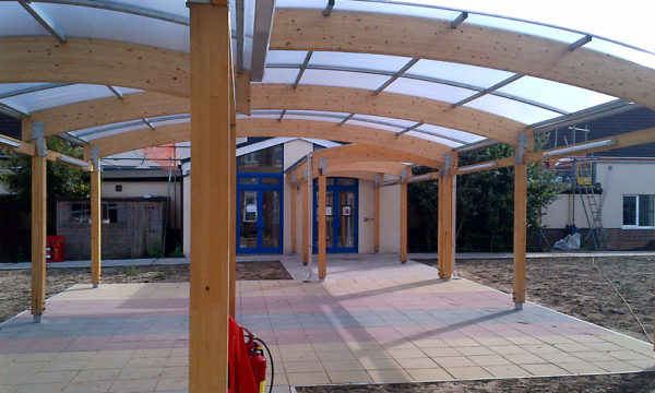 Timber covered walkway at Kingsley Primary School - TAURUS Glulam