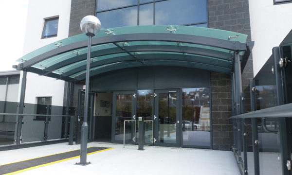 Glass entrance canopy - TRITON