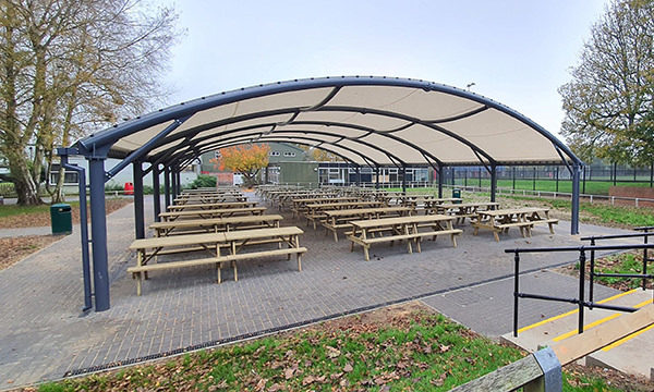 Outdoor Dining Areas for Schools